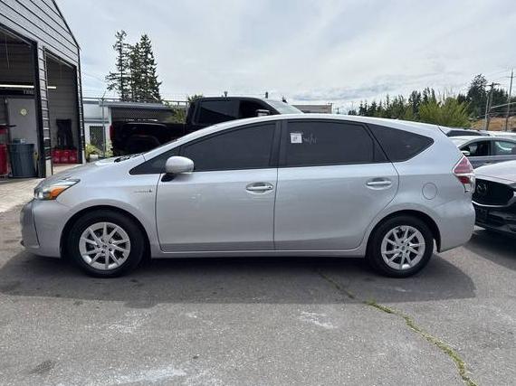 TOYOTA PRIUS V 2017 JTDZN3EU3HJ072225 image